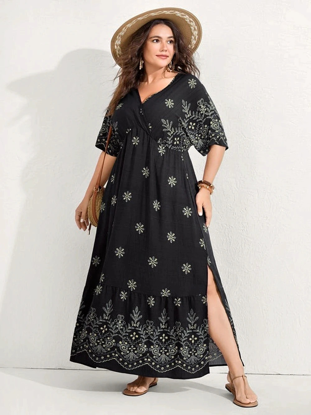 BLOOMCHIC Floral Maxi Dress in Navy and Cream
